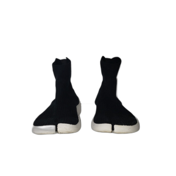 iLYSM Tabi Black and White Split Toe Sneakers Shoes Womens Size 8.5 - Picture 3 of 7